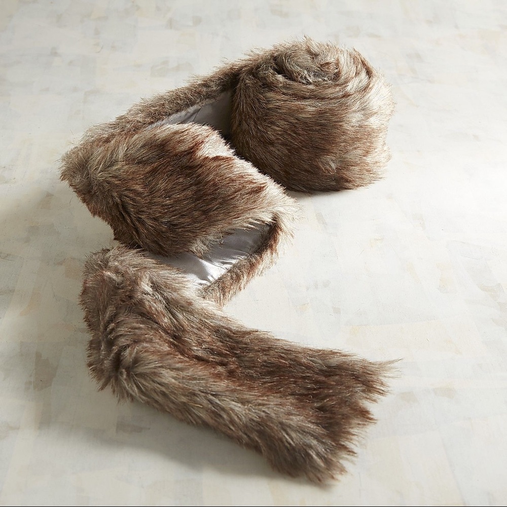Set of Three Pier One Faux Fur Garland Brown